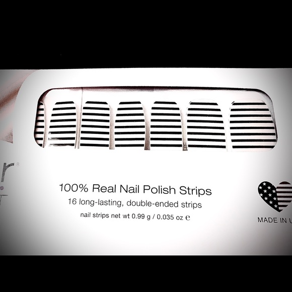 ✨NEW✨ BETWEEN THE LINES 🖤Color🤍Street🖤 - Picture 2 of 3